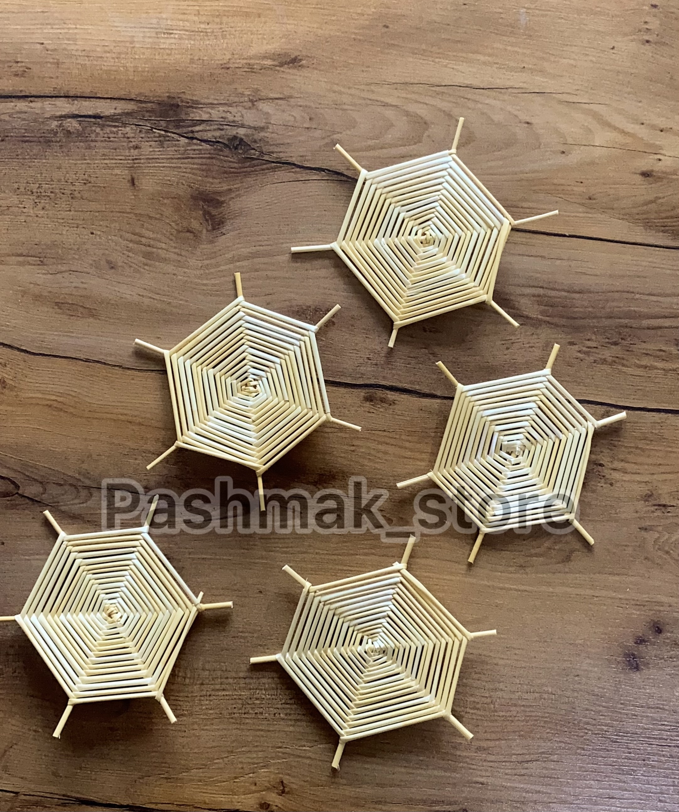 اسباب بازی خرگوش مدل چیپس جویدنی ساقه‌ گندمی