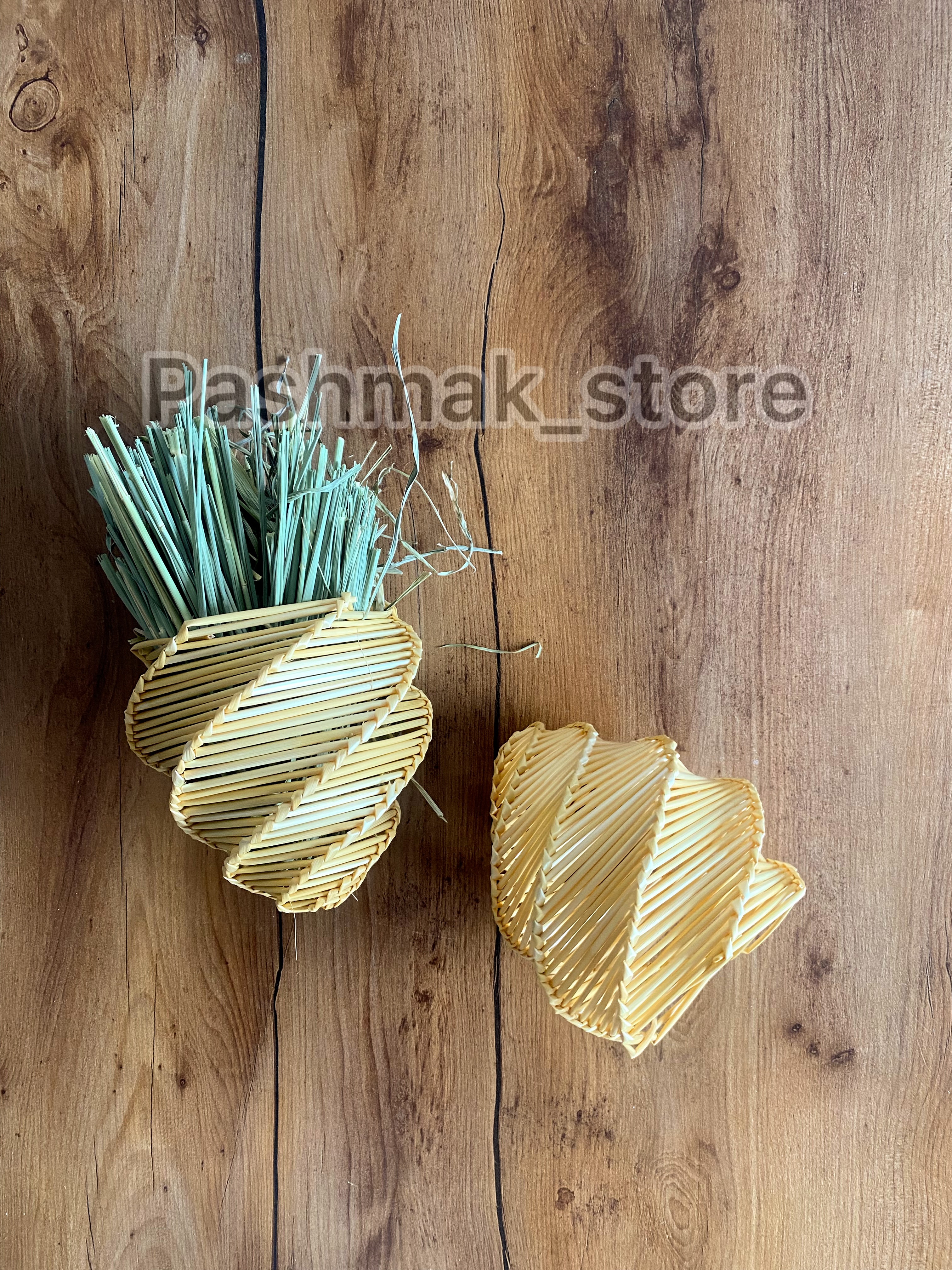 اسباب‌بازی خرگوش مدل مخروط بزرگ گندمی علوفه